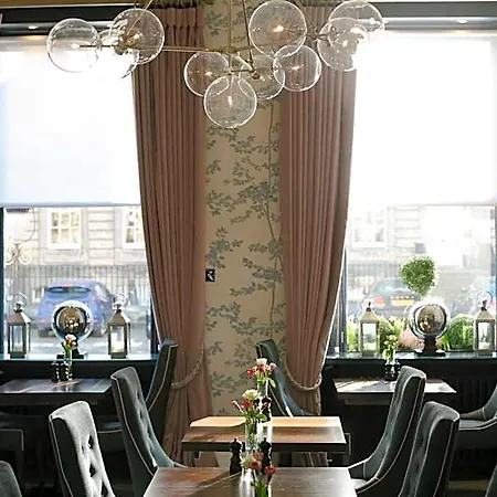 Nira Caledonia 4* Edinburgh