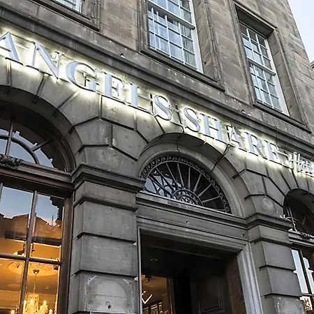 Angels Share 4* Edinburgh