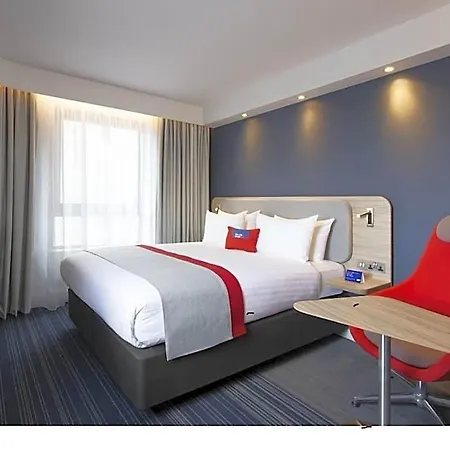 Hotel Express Centre By Ihg