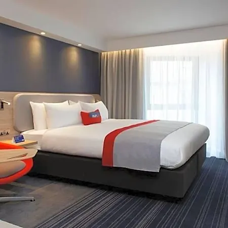 Express Centre By Ihg Hotel