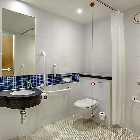 Express Centre By Ihg