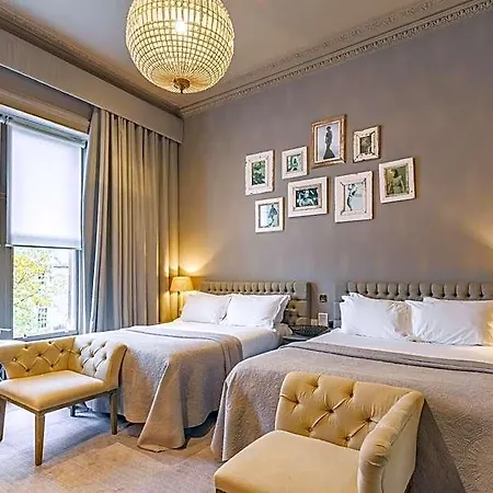 Murrayfield Hotel 4*