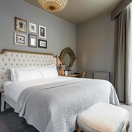 Murrayfield Hotel 4*