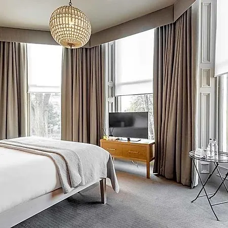 Murrayfield Hotel 4*
