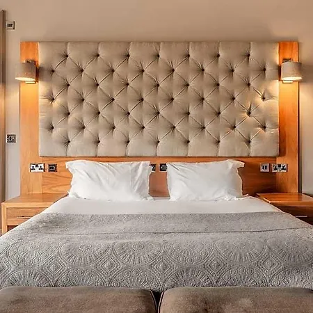 Murrayfield Hotel 4*