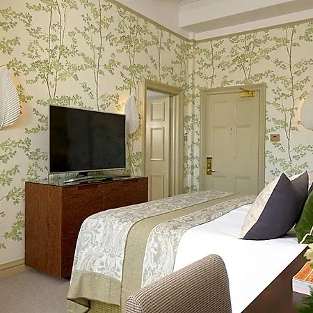The Balmoral Hotel 5*