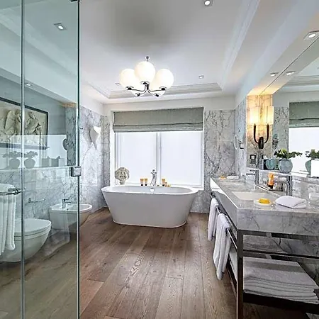 The Balmoral 5*
