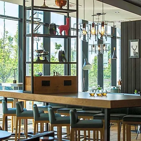 Novotel Park 4* Edinburgh