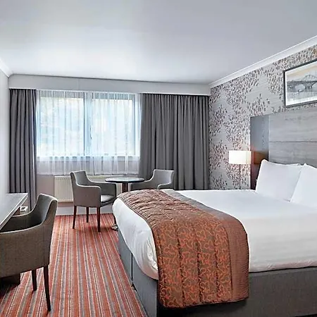 Leonardo Murrayfield 4* Edinburgh