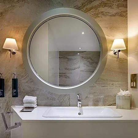 Doubletree By Hilton Centre Edinburgh