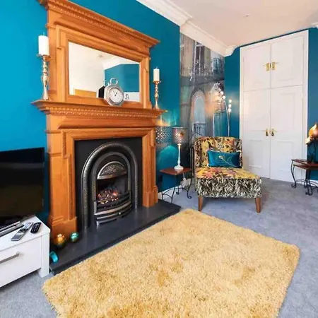 The Jeffrey Street Retreat