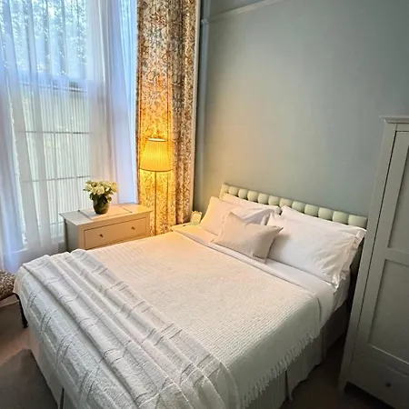 Georgian House Boutique