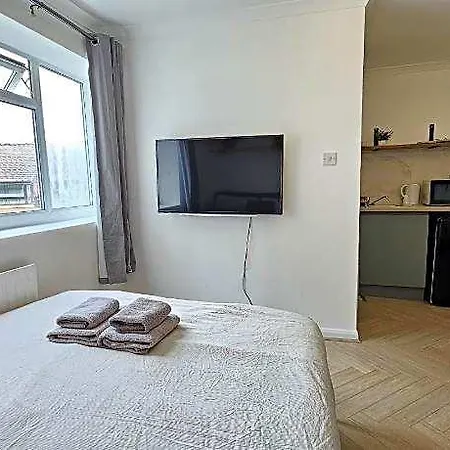 Newly Renovated & Ensuite Rooms-camberwell Hotel Edinburgh