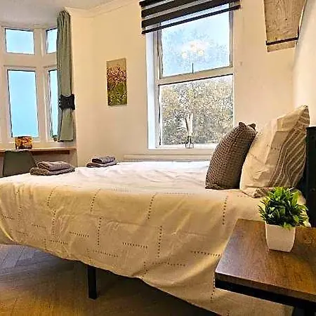 Newly Renovated & Ensuite Rooms-camberwell 3* Edinburgh