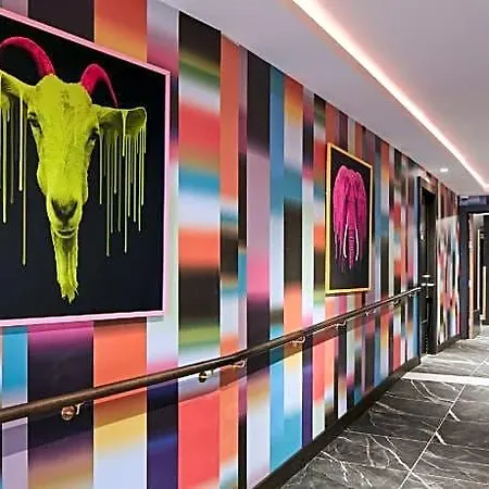 Hotel Nyx 4*
