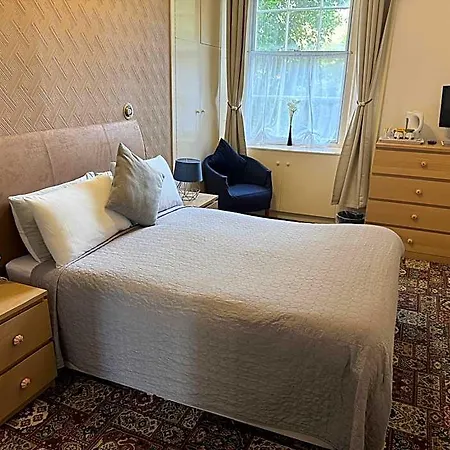 Sofia 3* Edimburgo