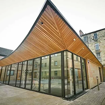 Destiny Student - Meadow Court *