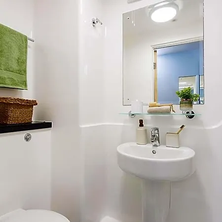 Sugarhouse Close Apartment