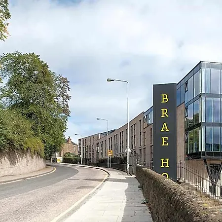 Destiny Student - Holyrood Daire *