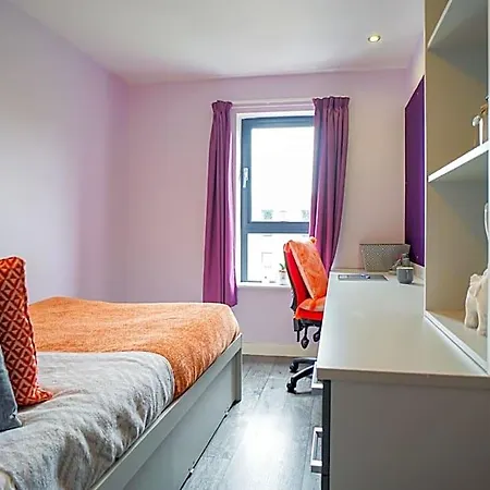 Beaverbank Place - Campus