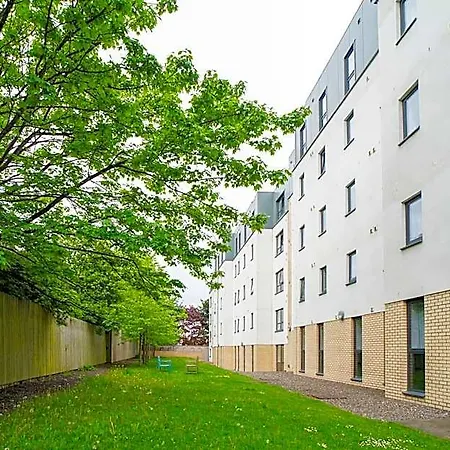 Beaverbank Place - Campus 4*