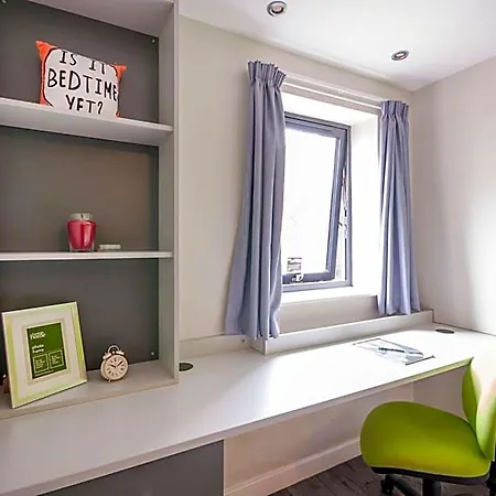 Beaverbank Place - Campus