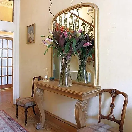 Abbotsford Pensión 3*