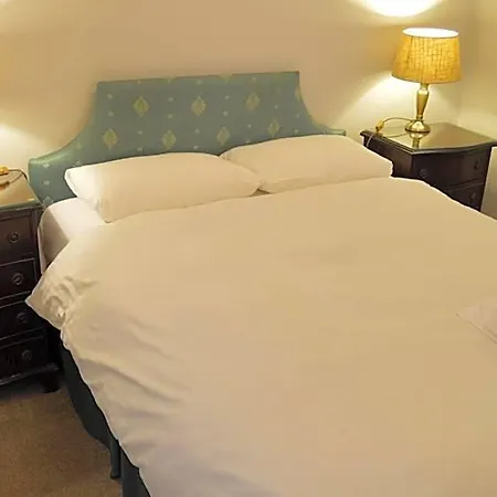 A-haven Townhouse Guest house 3*
