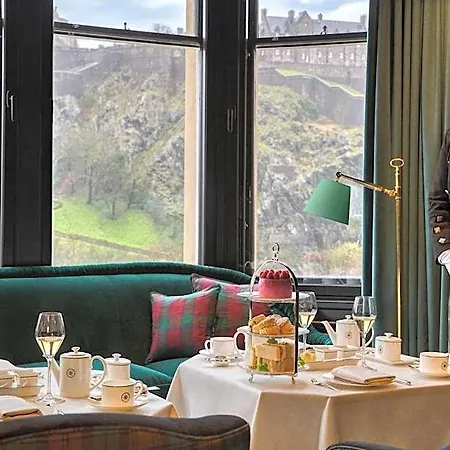 Hotel 100 Princes Street 5*