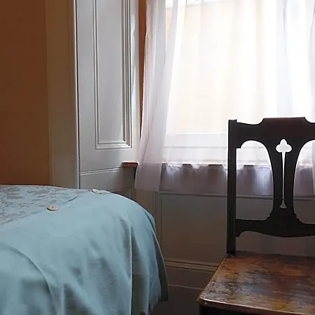 게스트하우스 Ashgrove House 3*