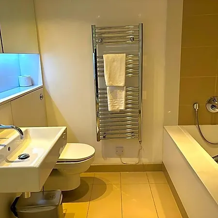 Hotel Stunning Park View Quartermile Close Proximity To Castle