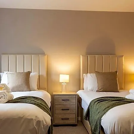 Grove House 호텔 3*