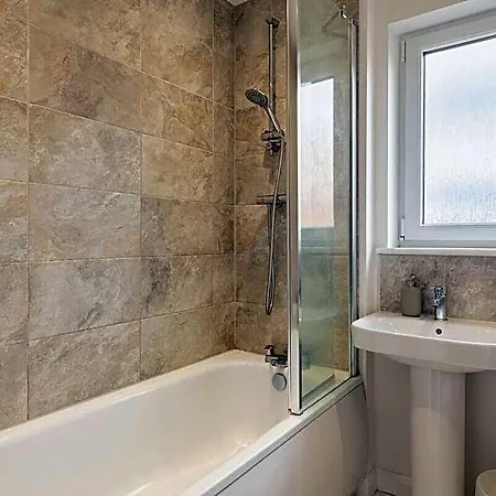 Superb Spacious Family Private 4* Edinburgh