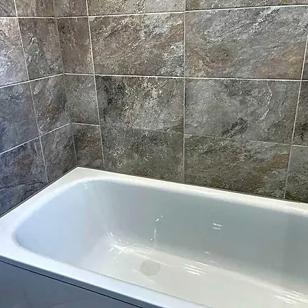 Hotel Superb Spacious Family Private