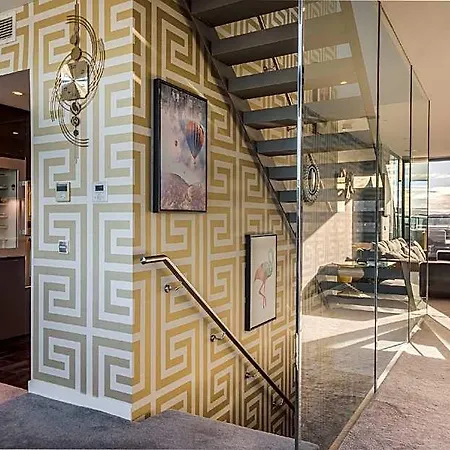 Quartermile Hotel 5*