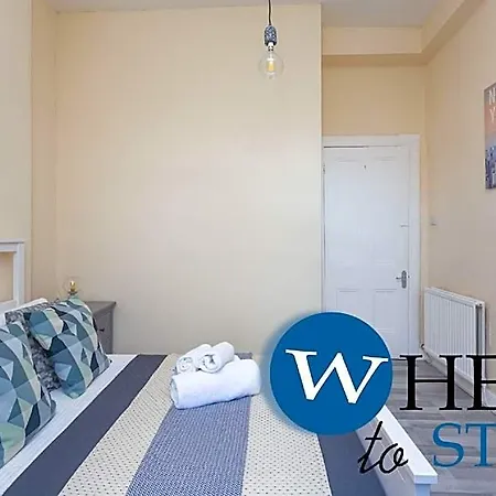 Brunswick Road Lovely 2 Bed Hotel 3*