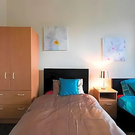 Lauriston Roomz