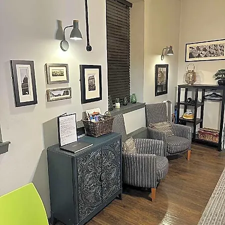 Greyfriars Apartment