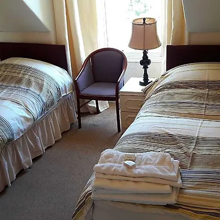 Capital House 3* Edinburgh