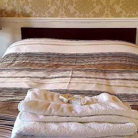 Capital House 3*