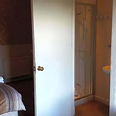 Capital House 3*