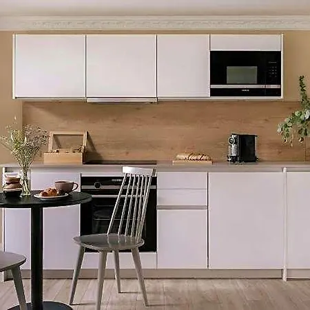 Royal Garden New Town 5* Edinburgh