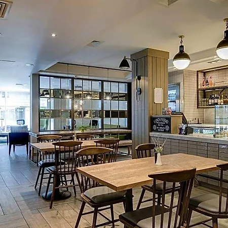 Hub By Premier Edinburgh