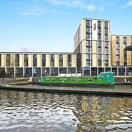 Aparthotel Joivy At Fountainbridge - Adults Only - Breakfast Buffet