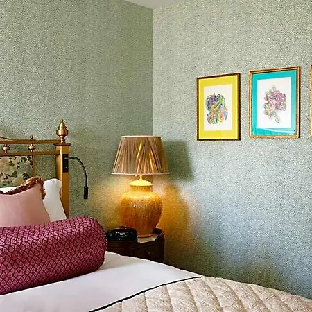 Gleneagles Townhouse 5*