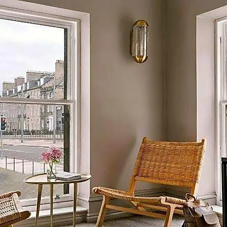 Hotel Royal Garden New Town 5*
