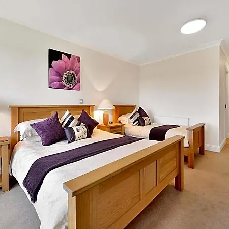 Peggyslea Farm Hotel Edinburgh