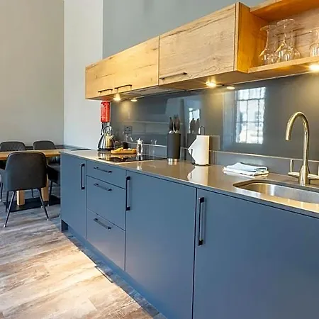 Mono New Town Hotel apartamentowy 3*