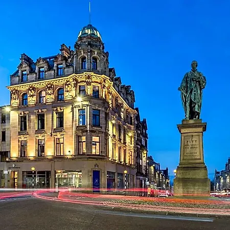 Aparthotel Righ Residences - George Street 4*