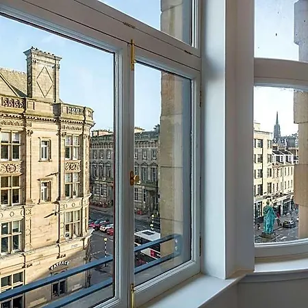Righ Residences - George Street 4*